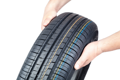 Welche Arten von Reifenprofilen gibt es? Finden Sie heraus, welchen Reifen Sie wählen sollten